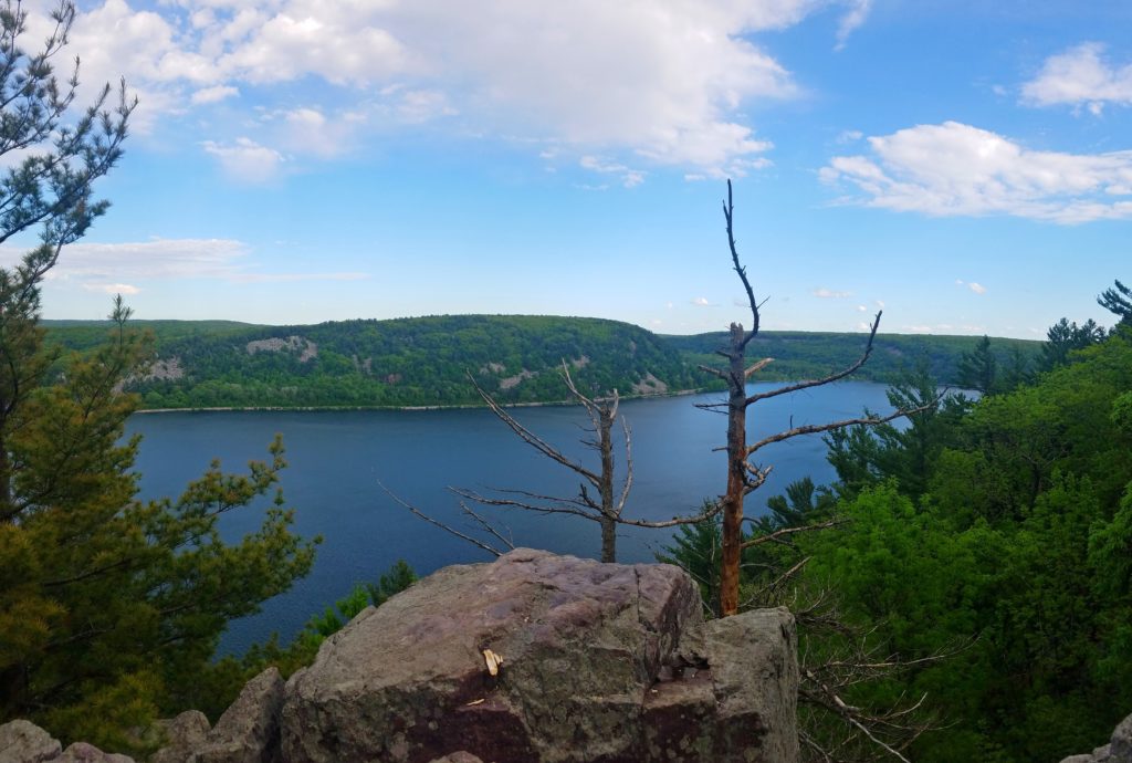 Devil's Lake view from one of the cliffs of the West Bluff Trail