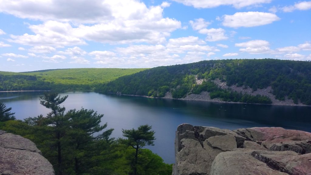 Devil's Lake from the cliffs of the East Bluffs Trail