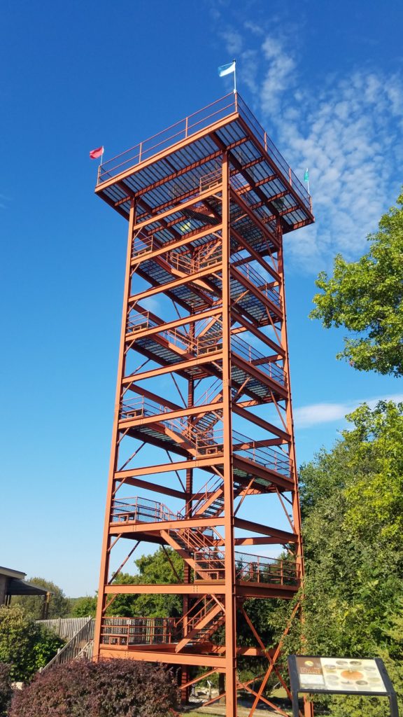 I chose the Platte River State Park's 85-foot observation tower  to test the performance of the Tactical Mini mast.